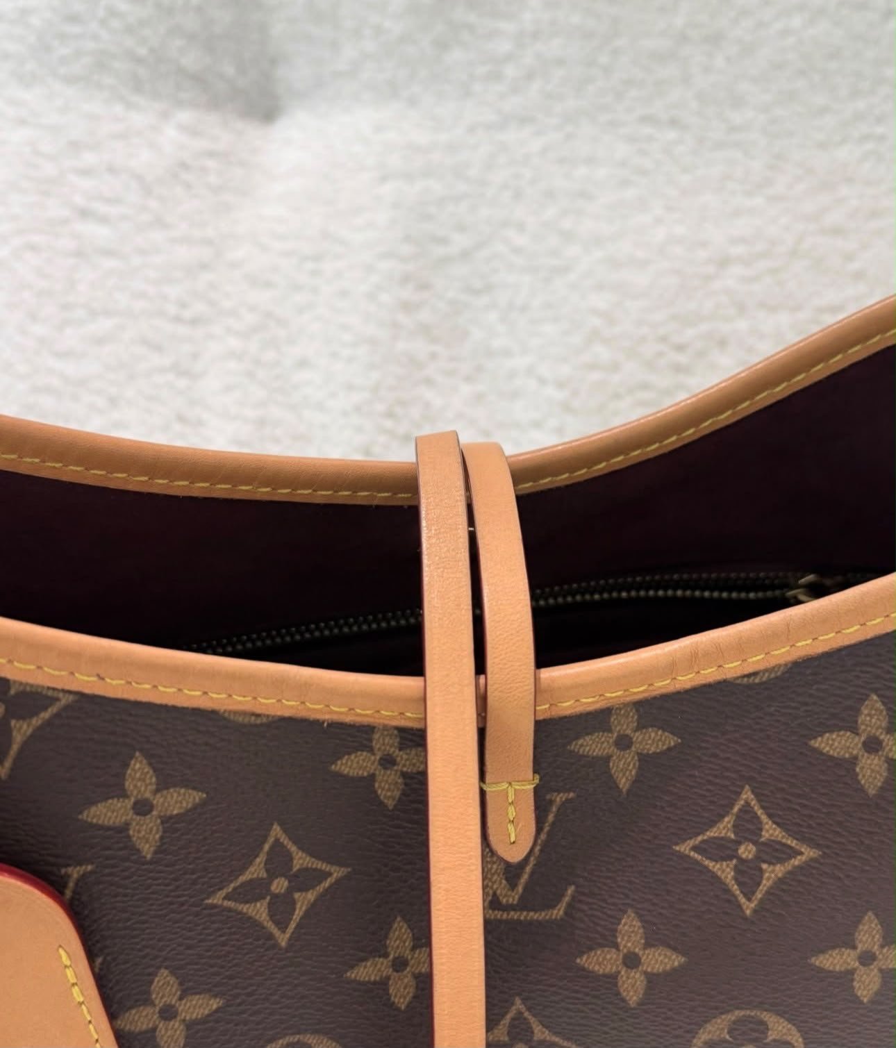 Louis Vuitton Carryall PM – Monogram - Image 3
