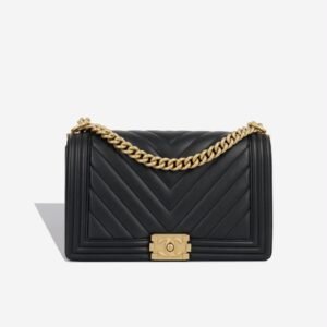 Chanel Boy Bag – Medium | Black