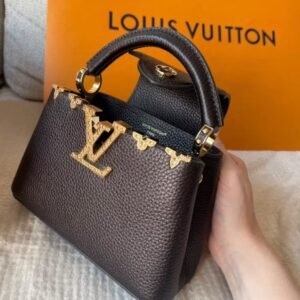 Louis Vuitton Capucines Mini – Burgundy