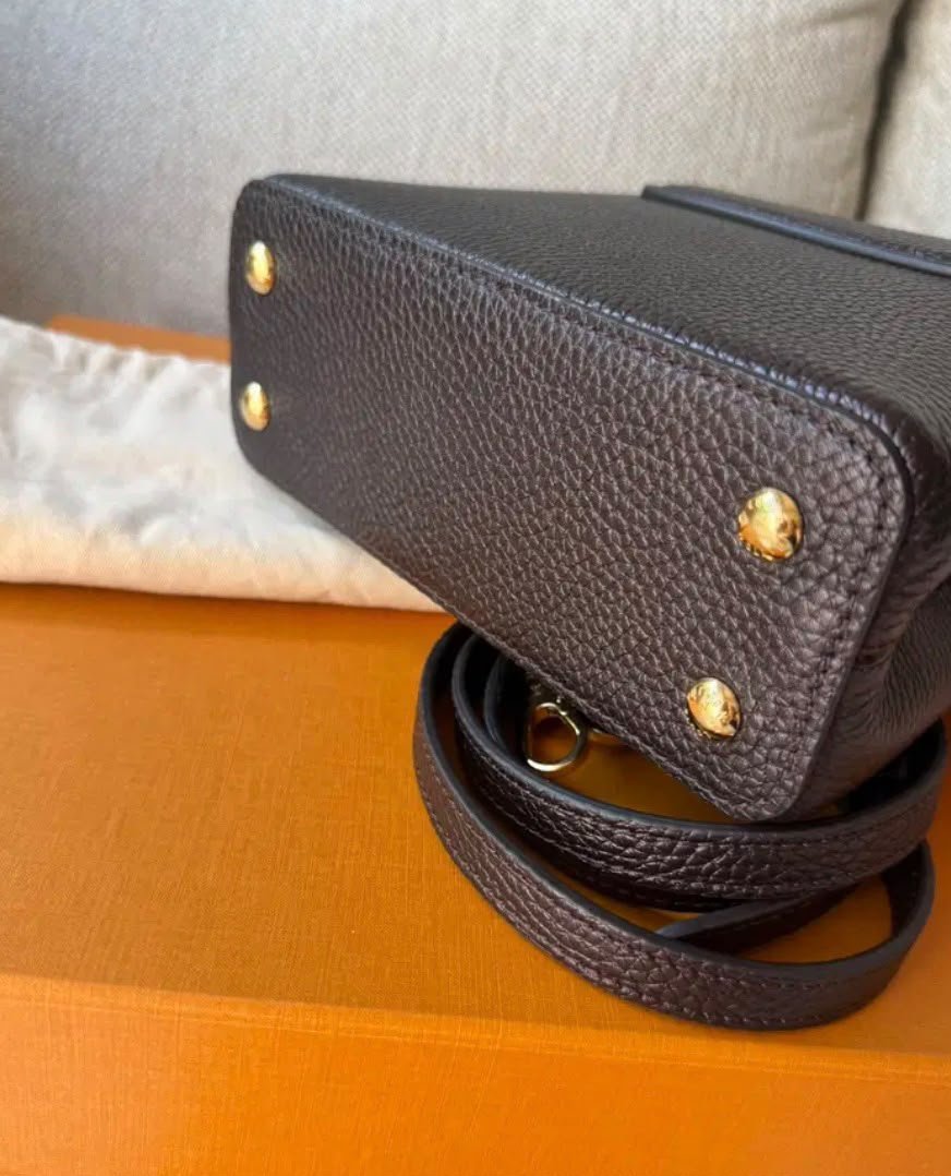 Louis Vuitton Capucines Mini – Burgundy - Image 4