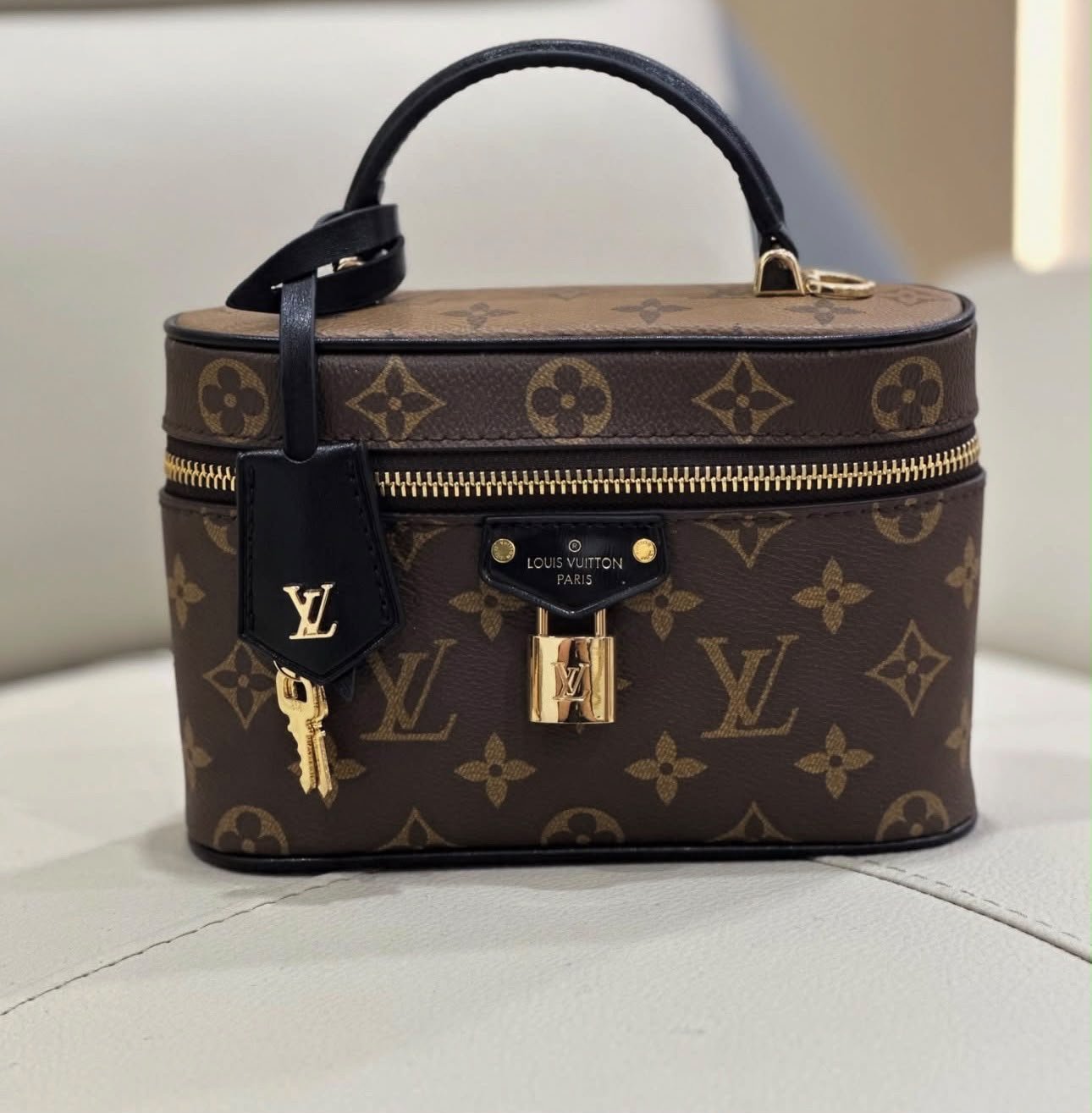 Louis Vuitton Vanity Chain Pouch – Monogram Canvas